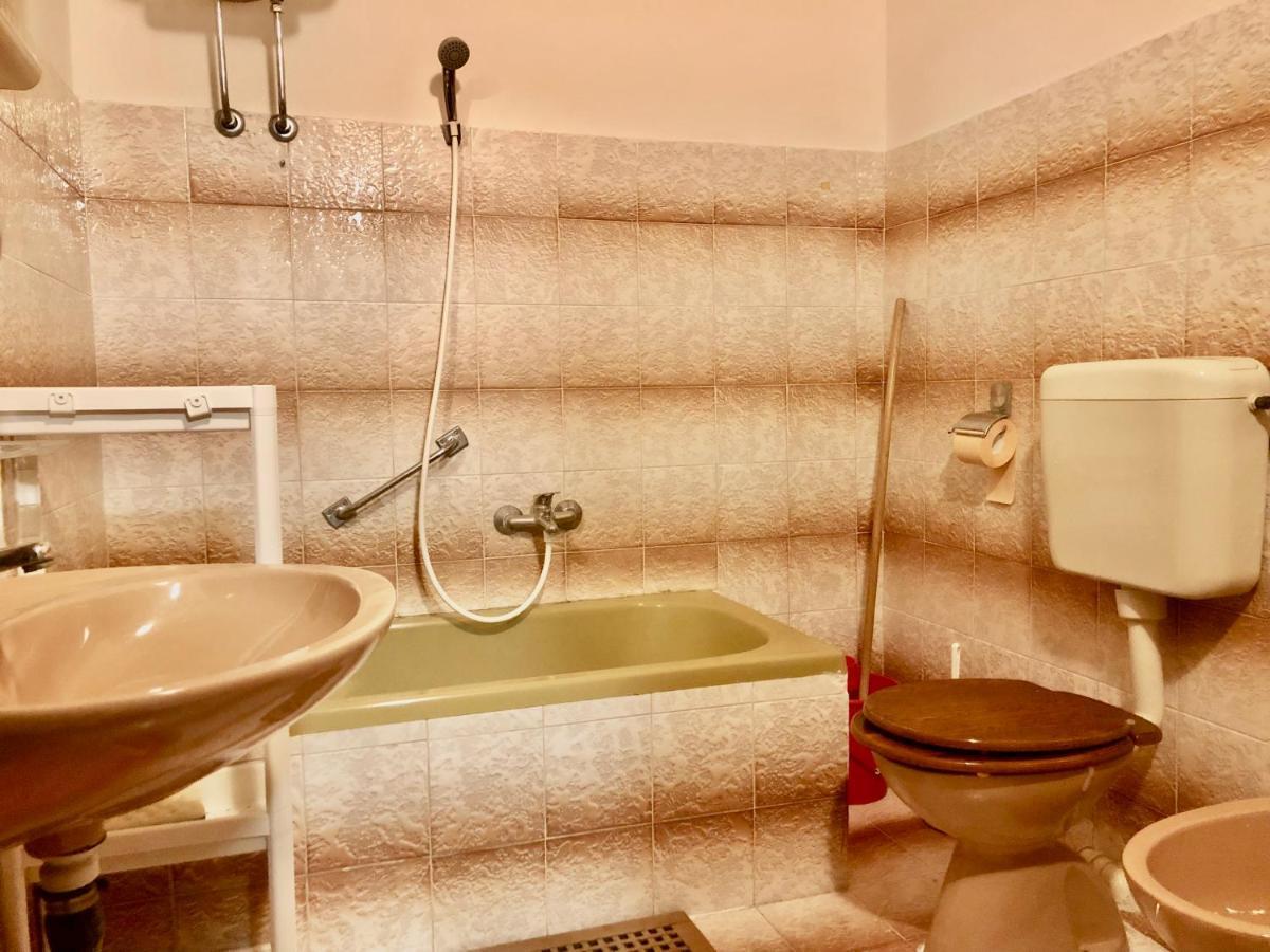 Nar Apartment Mrljane Eksteriør billede