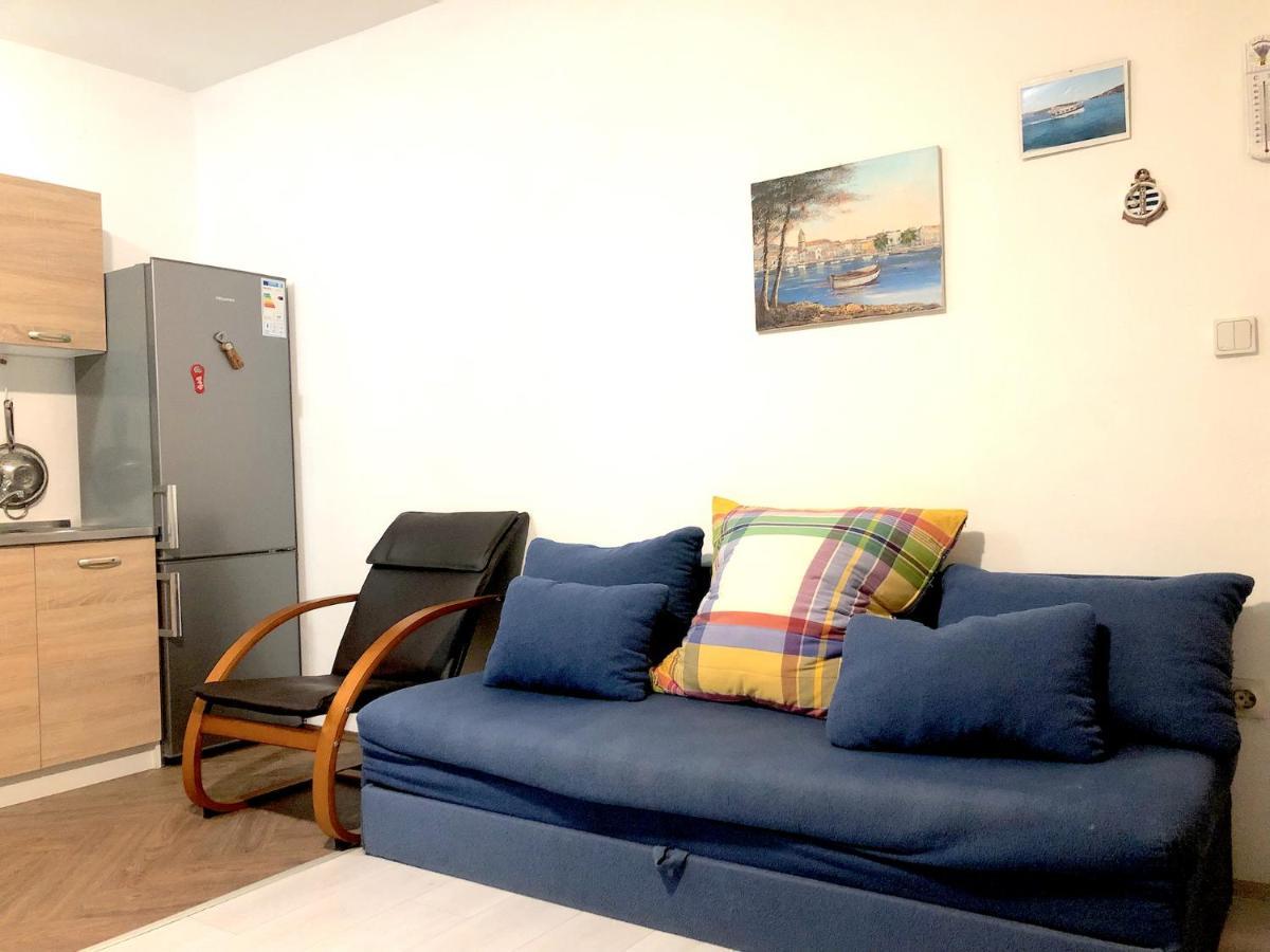 Nar Apartment Mrljane Eksteriør billede