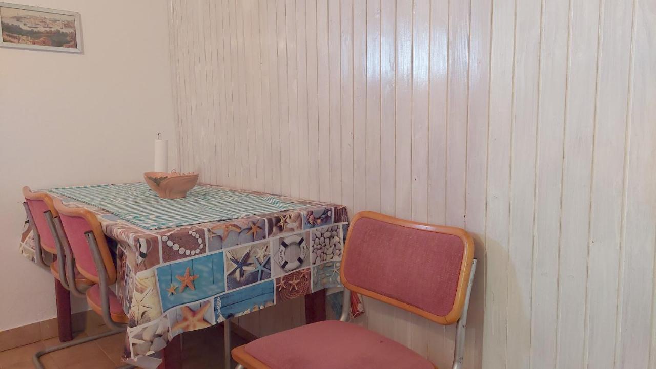 Nar Apartment Mrljane Eksteriør billede