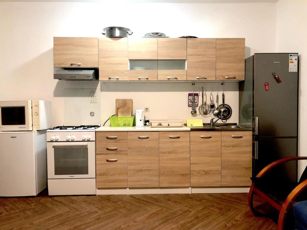 Nar Apartment Mrljane Eksteriør billede